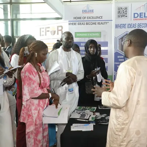 Photo – Les rideaux sont tirés sur le Salon SENHABITAT 2025