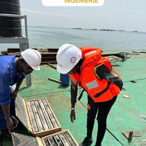 Photo – Seynabou Ndiaye – Ingénieure chez GEOMAT Ingénierie